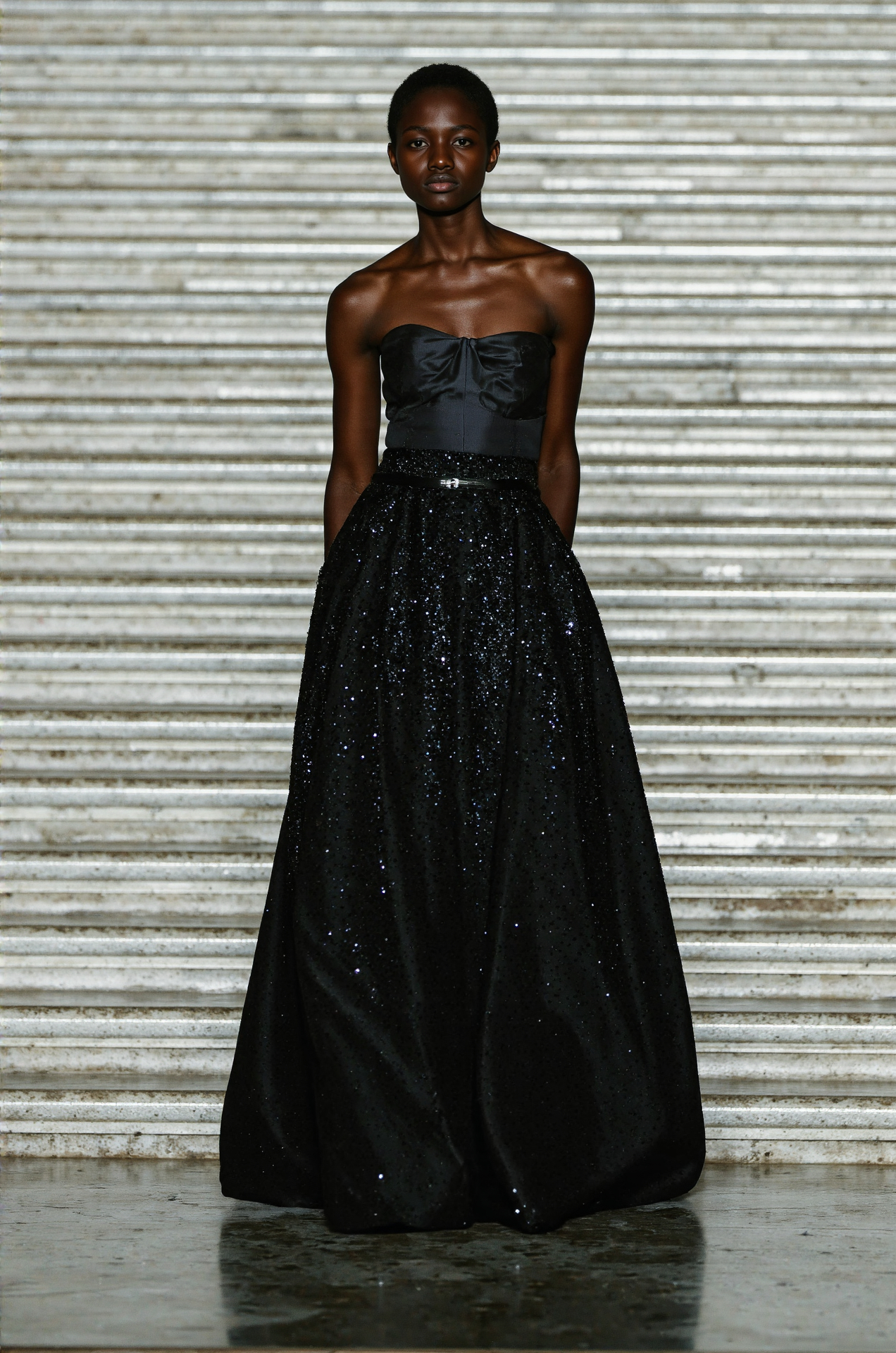 Black Gown Strapless Top Formal Wear Sequins Elegant Evening Dress Red Carpet