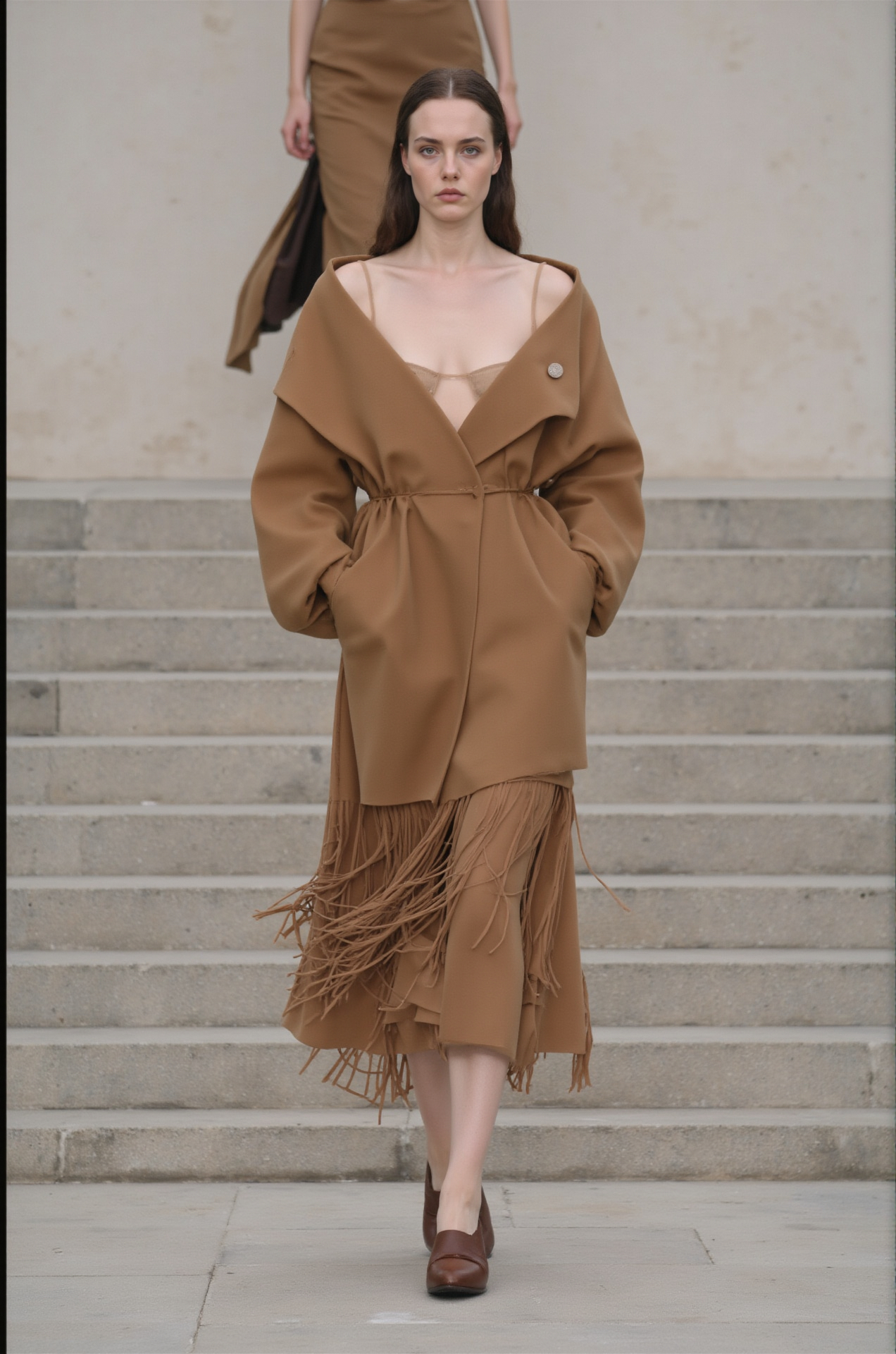 Camel Coat Fringe Skirt Fashion Runway Elegant Fall Fashion Stylish Chic Womens Fashion
